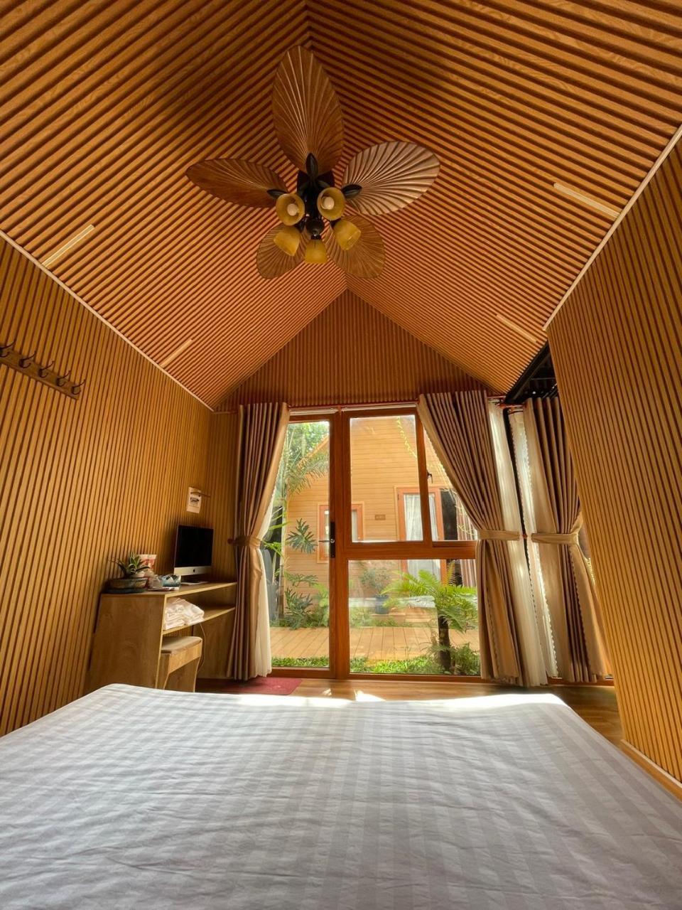 La Garden Homestay ลองซเวียน ภายนอก รูปภาพ