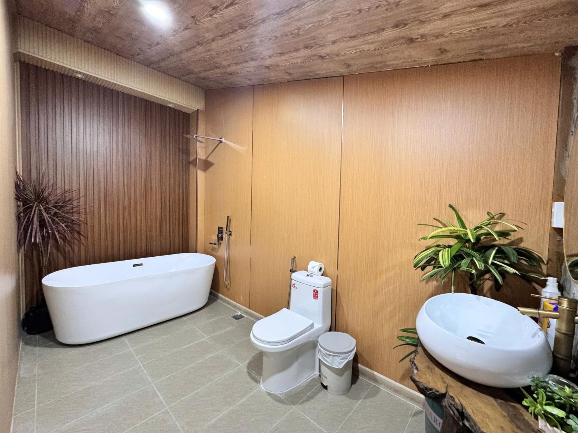 La Garden Homestay ลองซเวียน ภายนอก รูปภาพ