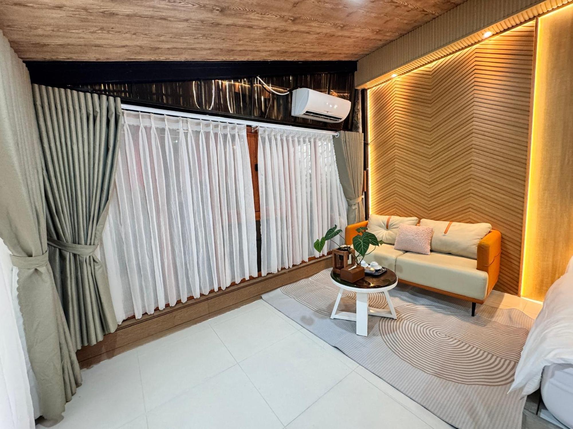La Garden Homestay ลองซเวียน ภายนอก รูปภาพ